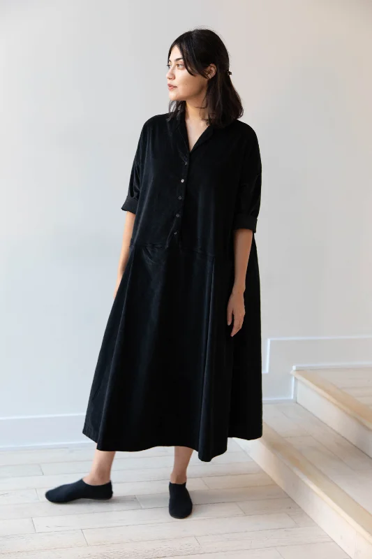 Album di Famiglia | Velvet Tailored Collar Dress in Black Tunics Stylish modern