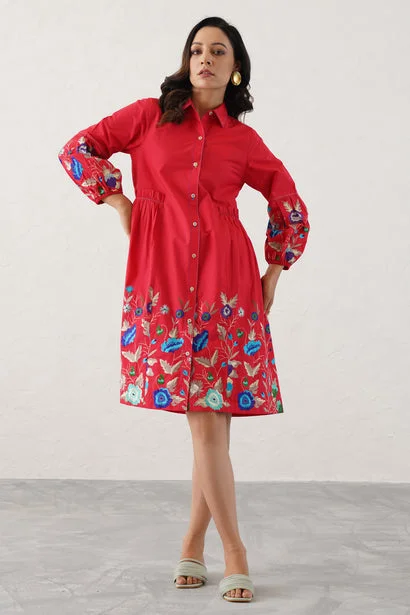 Pippa Embroided Dress Crew Neckline Casual