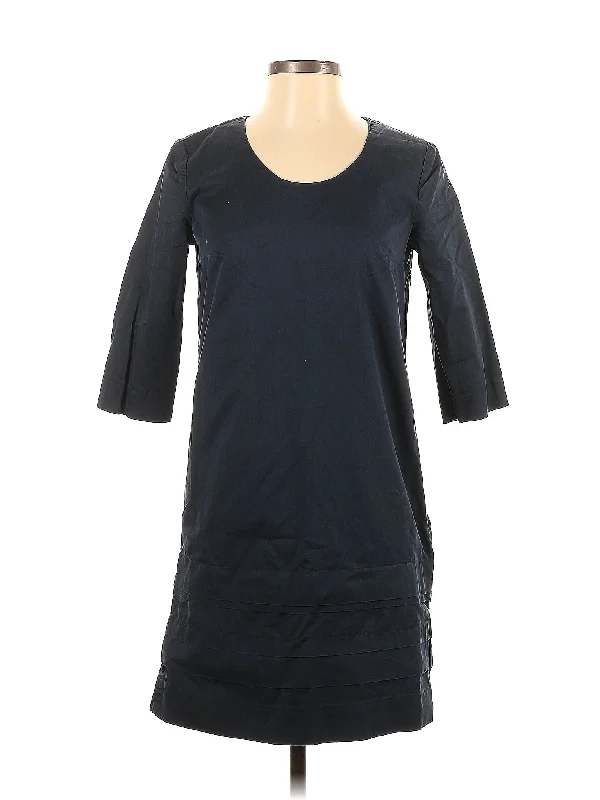Casual Dress Crew Neckline Sporty