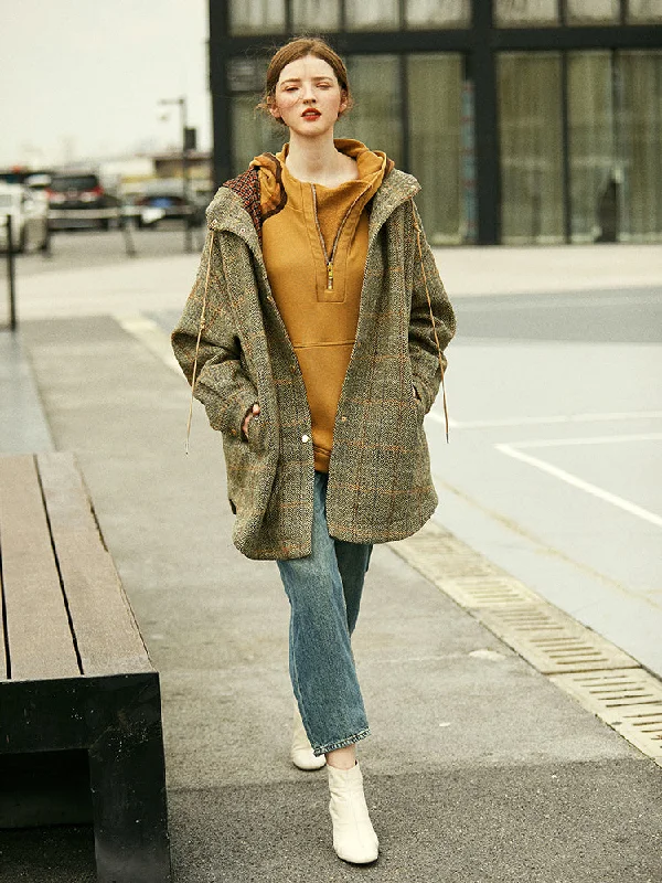 Luxury Heavy wool plaid coat women's loose silhouette hooded coat Square Neck One-Shoulder Off-the-Shoulder Luxury Heavy wool plaid coat women's loose silhouette hooded coat Square Neck One-Shoulder Off-the-Shoulder