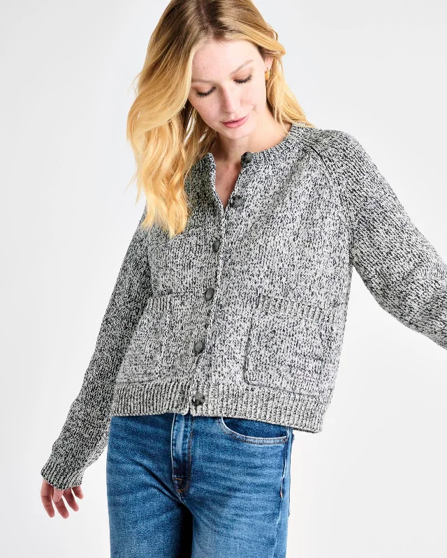 Reign Cardigan Front Pockets Side Pockets Patch Pockets