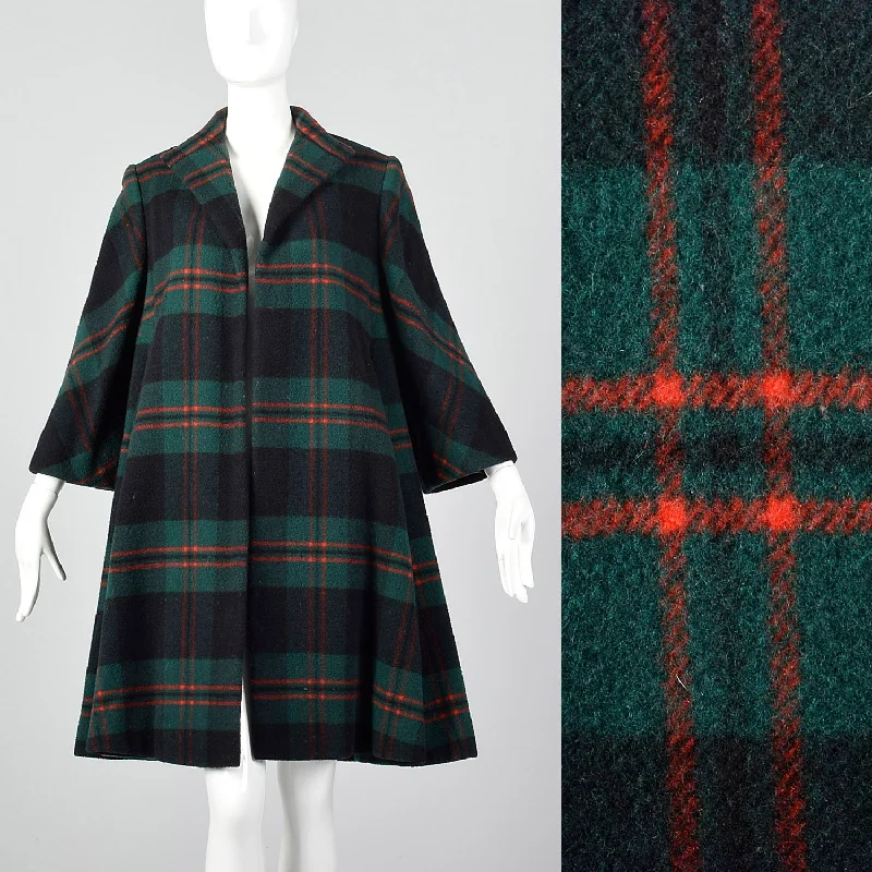 Small-Medium 1950s Pauline Trigere Green Plaid Swing Coat Three-Quarter Sleeve Elbow Sleeve Wrist Sleeve