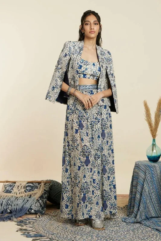 SAFAR BLUE JAAL PRINT NOOR JACKET SET V-Neck Jacket Boat Neck Jacket Square Neck Jacket SAFAR BLUE JAAL PRINT NOOR JACKET SET V-Neck Jacket Boat Neck Jacket Square Neck Jacket