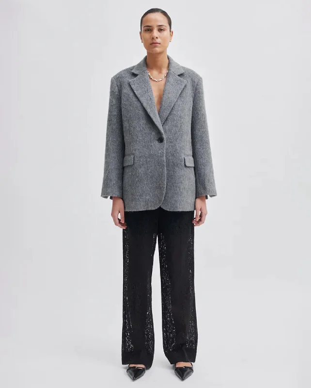 Sera Blazer Women's Classic Blazer