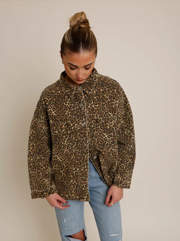 SOUL MATE LEOPARD CHORE COAT Off-the-Shoulder Jacket Double-Breasted Coat Single-Breasted Coat SOUL MATE LEOPARD CHORE COAT Off-the-Shoulder Jacket Double-Breasted Coat Single-Breasted Coat