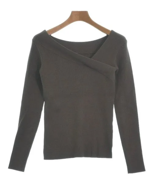 apart by lowrys Sweaters Graphic Sweater Embroidered Appliqued